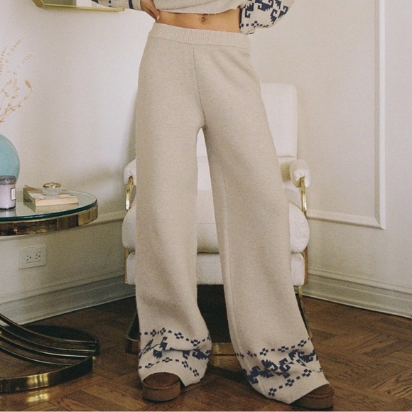 Princess Polly Pants - Cozy Beige Knit Sweatpants flared  with Patterned